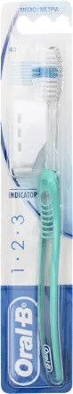 ORALB 123 INDICATOR SPAZZOLINO MANUALE SETOLE 40 MEDIE - farmascienza.it