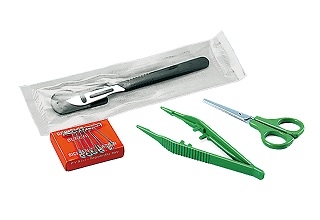 SET DI STRUMENTI SOS MONOUSO IN PLASTICA - farmascienza.it