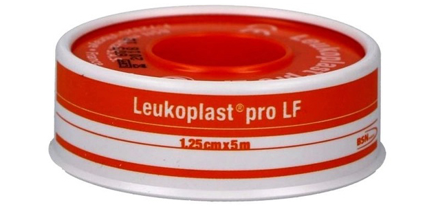 CEROTTO CHIRURGICO MEDICATO IN ROCCHETTO LEUKOPLAST PRO LF CON OSSIDO DI ZINCO 1,25X500 CM - farmascienza.it