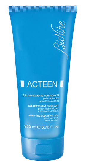 AKNET GEL DETERGENTE PURIFICANTE 200 ML - farmascienza.it