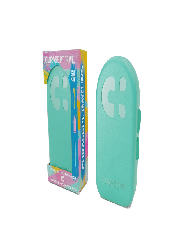 CURASEPT TRAVEL VERDE 1 SPAZZOLINO + 1 DENTIFRICIO 20 ML + 3 PICKS - farmascienza.it