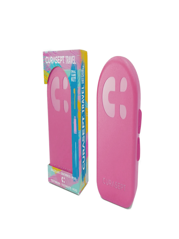 CURASEPT TRAVEL FUXIA 1 SPAZZOLINO + 1 DENTIFRICIO 20 ML + 3 PICKS - farmascienza.it